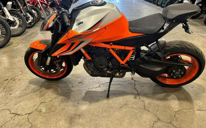 2022 KTM Super Duke 1290 R EVO
