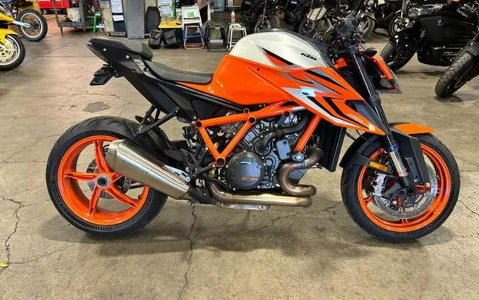 2022 KTM Super Duke 1290 R EVO