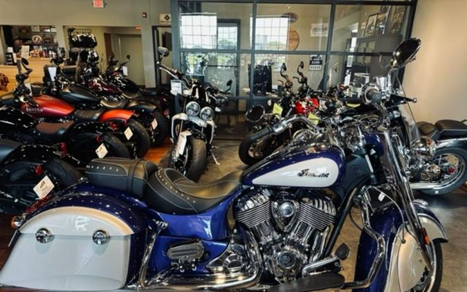 2023 Indian Motorcycle® Springfield® Spirit Blue Metallic / Silver Quartz Metallic