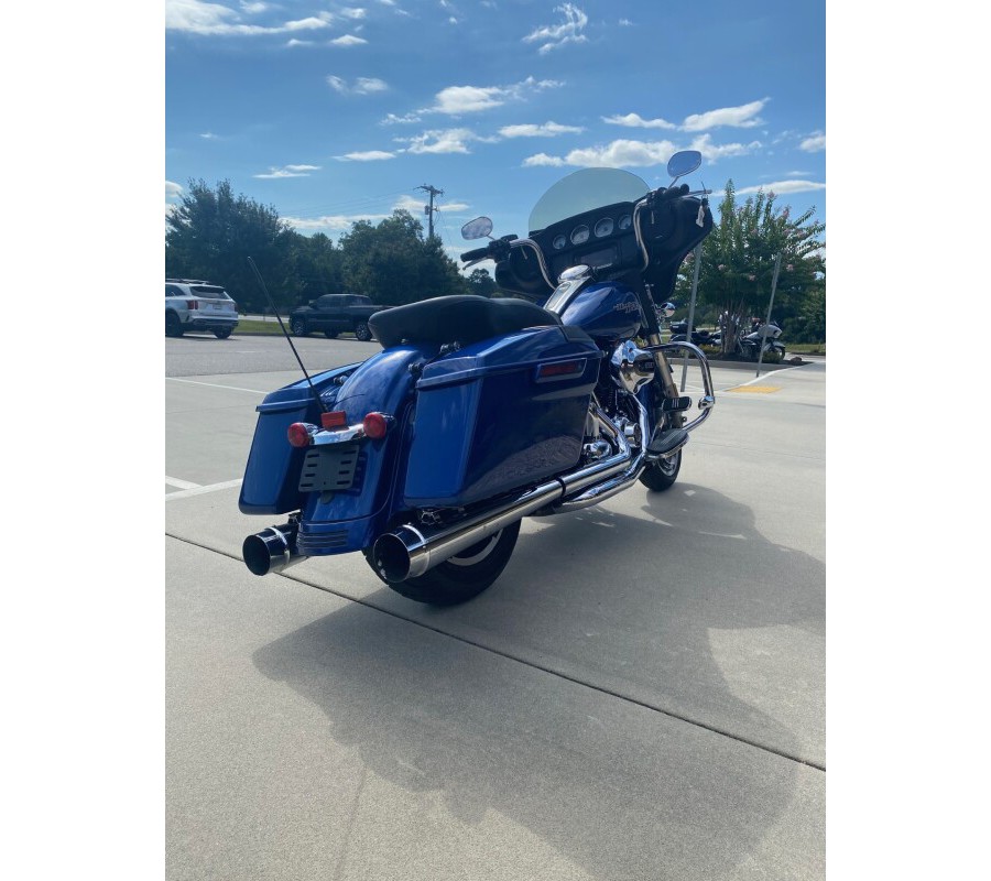 2015 Harley-Davidson Street Glide Special Superior Blue