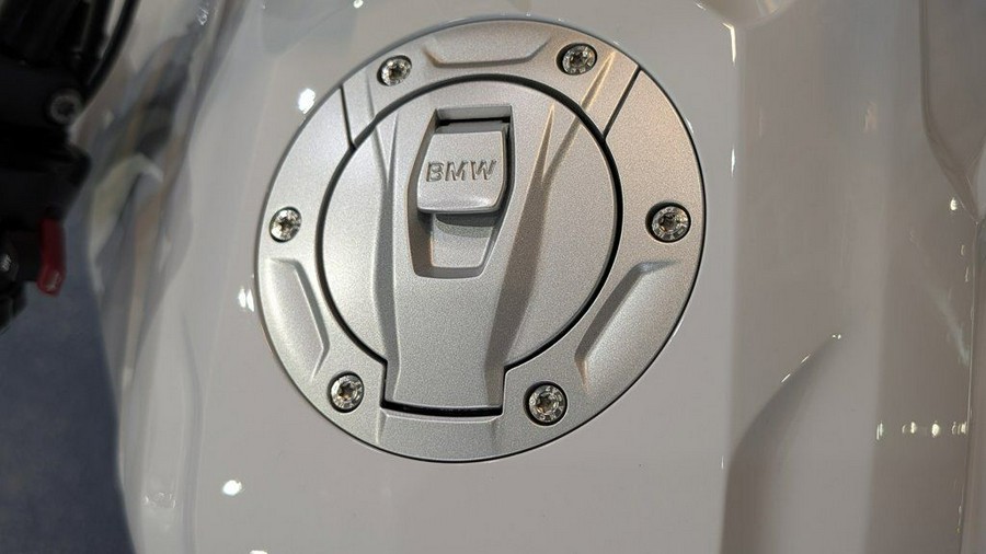 2025 BMW F 800 GS Light White