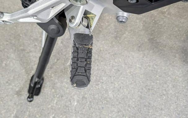 2025 BMW F 800 GS Light White