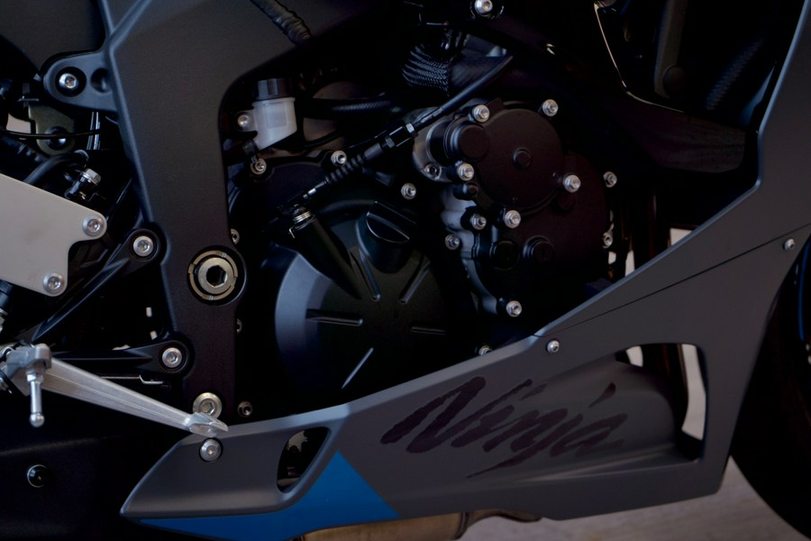 2025 Kawasaki Ninja ZX-6R