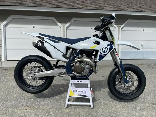 2021 Husqvarna FS 450 Supermoto Preview First Look