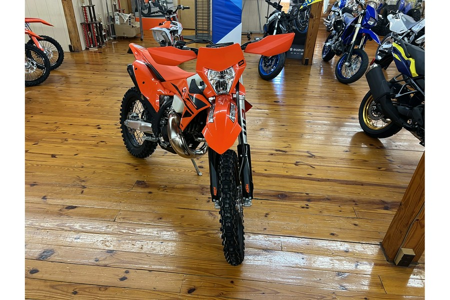 2025 KTM XC 150 W