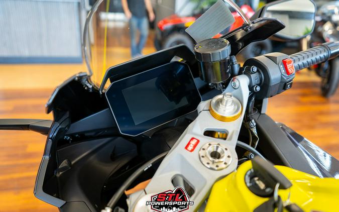 2026 Aprilia RS 660 - VENOM YELLOW