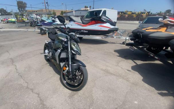2025 Ducati STREETFIGHTER V2