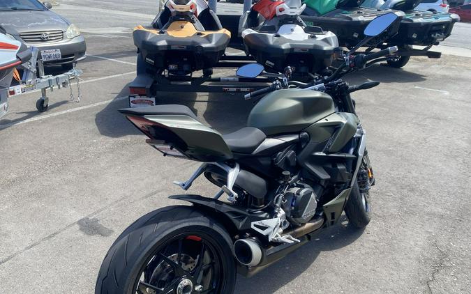 2025 Ducati STREETFIGHTER V2