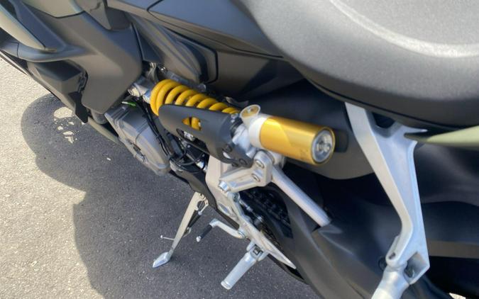 2025 Ducati STREETFIGHTER V2