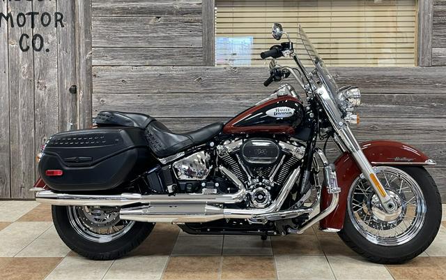 2024 Harley-Davidson Heritage Classic Red Rock / Vivid Black