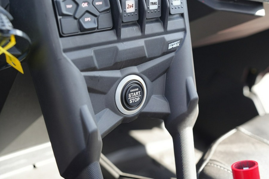 2024 Can-AM MAV X3 XRS 72 TURBO RR W/SS