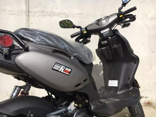 2022 Genuine Scooter Co Roughhouse 50cc Sport