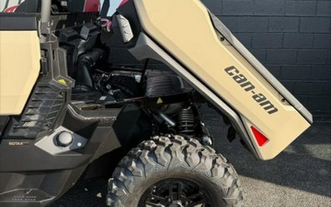 2026 Can-Am Defender Limited HD11 Desert Tan & Carbon Black