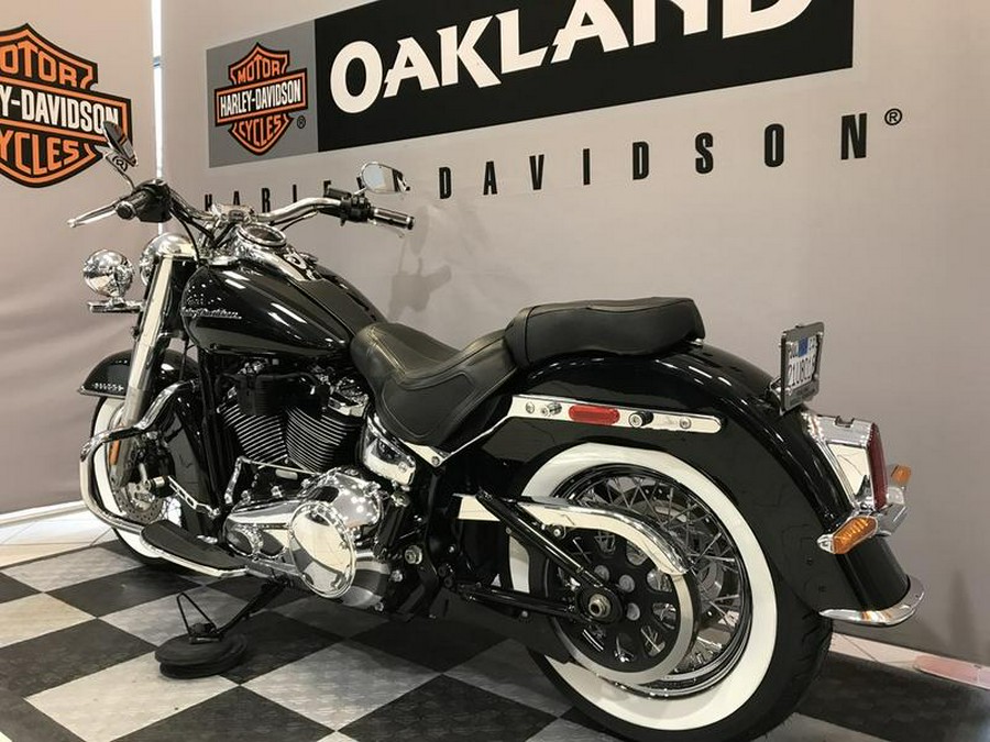 2018 Harley-Davidson® FLDE - Softail® Deluxe