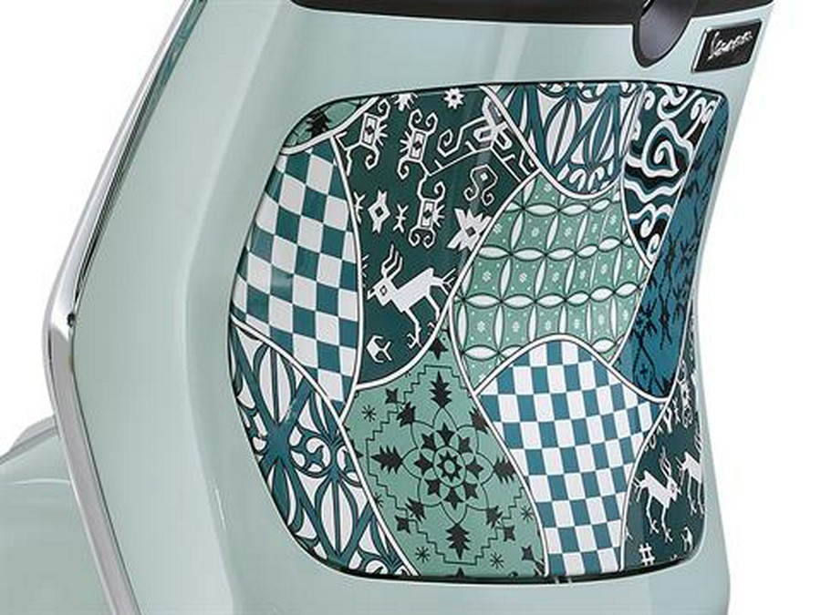 2024 Vespa Primavera 150 Batik