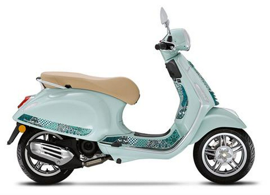 2024 Vespa Primavera 150 Batik