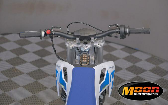 2024 Husqvarna EE 3