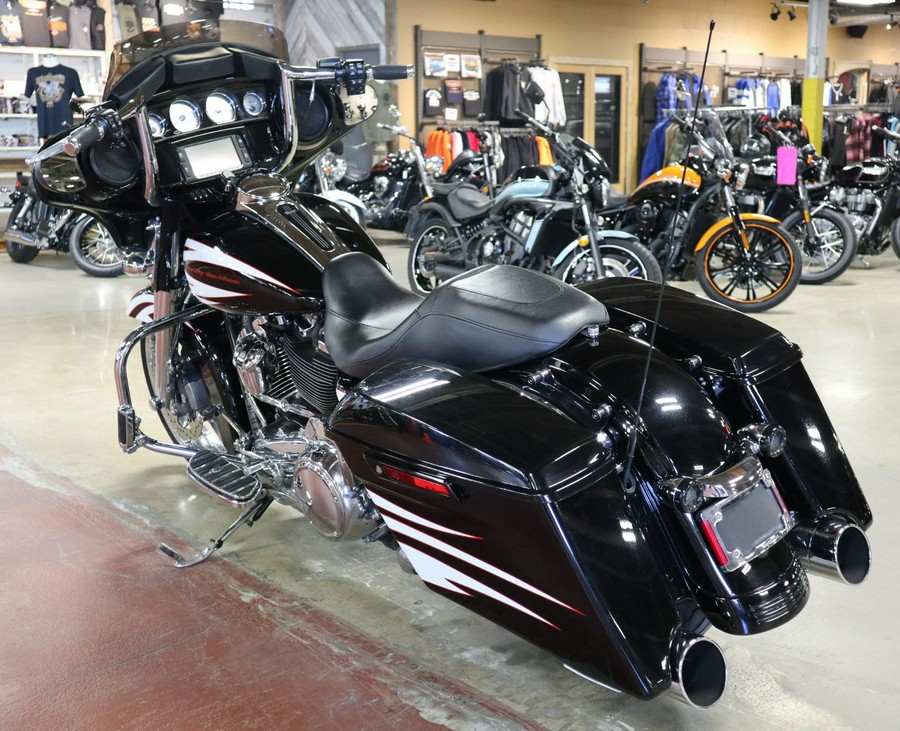 2017 Harley-Davidson Street Glide® Special