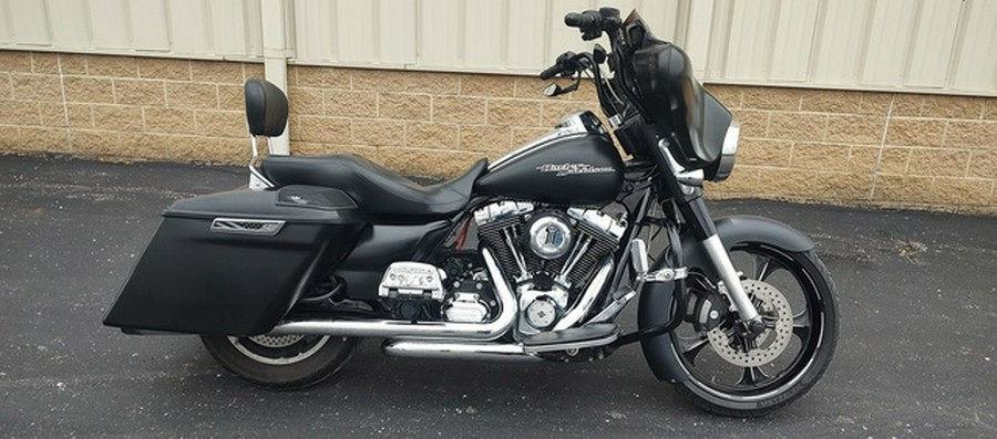 2013 Harley-Davidson FLHX - Street Glide