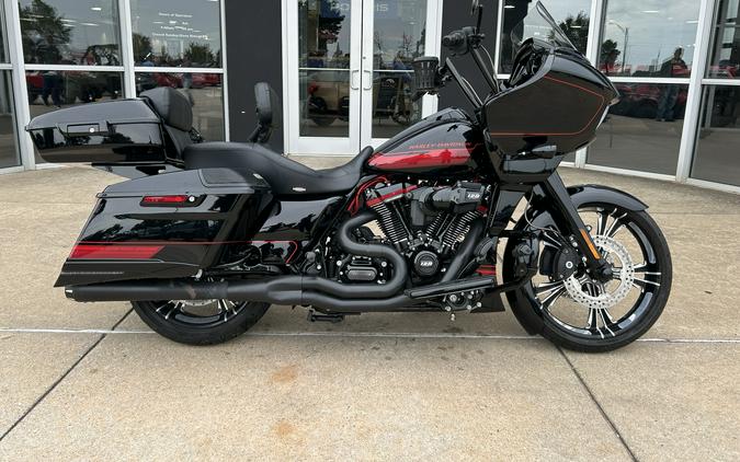 2021 Harley-Davidson® CVO™ Road Glide®