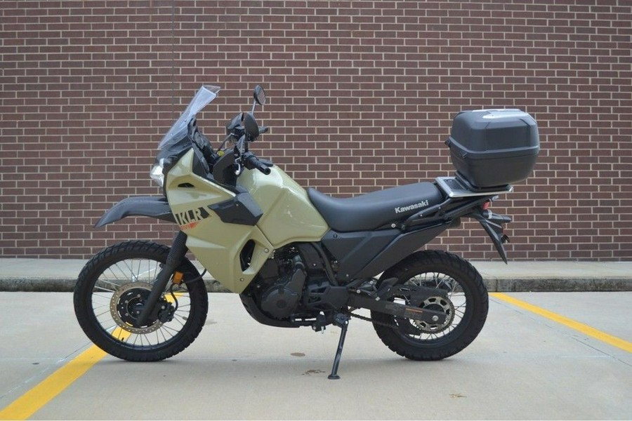 2022 Kawasaki KLR®650 Traveler