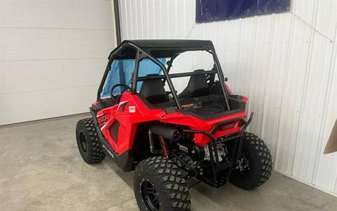 2025 Polaris RZR 200 EFI