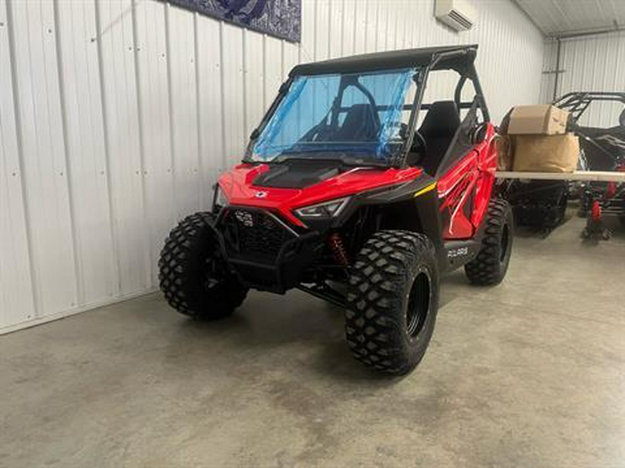 2025 Polaris RZR 200 EFI