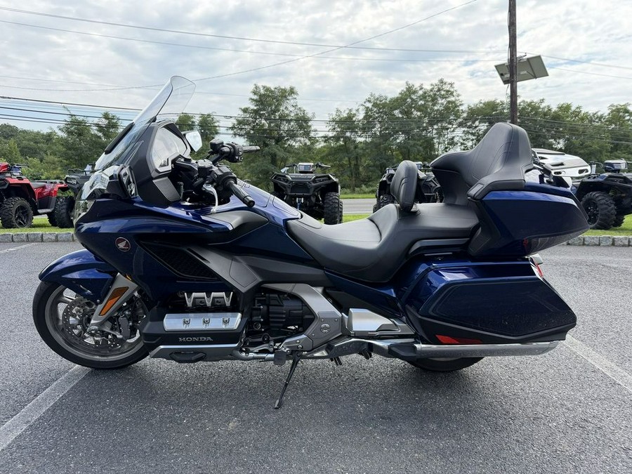 2018 Honda® Gold Wing Tour Pearl Hawkseye Blue