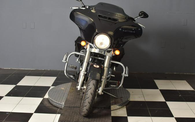 2019 Harley-Davidson Street Glide Midnight Blue FLTRX