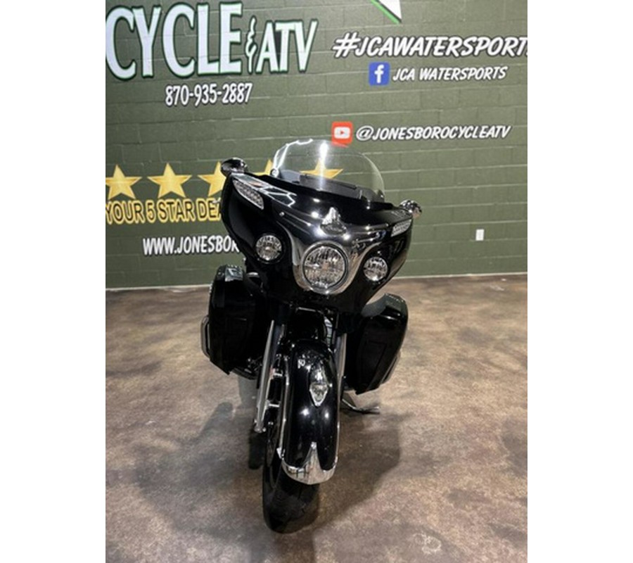 2019 Indian Roadmaster Thunder Black