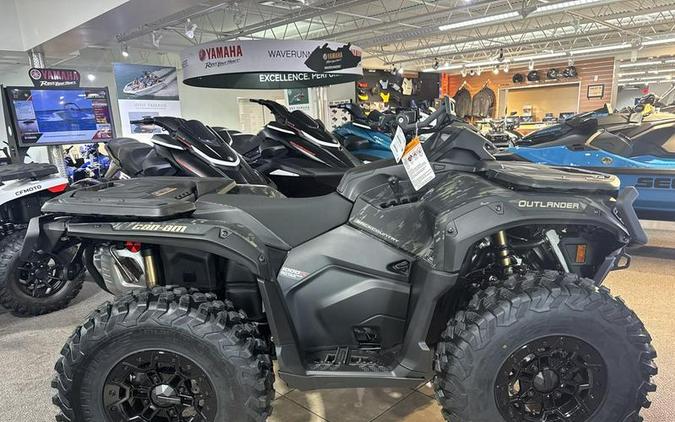 2026 Can-Am® Outlander Backcountry 1000R Multicam Dark Camo