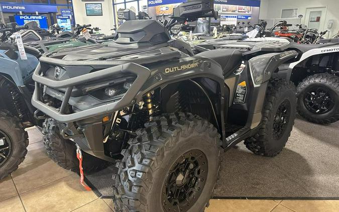 2026 Can-Am® Outlander Backcountry 1000R Multicam Dark Camo