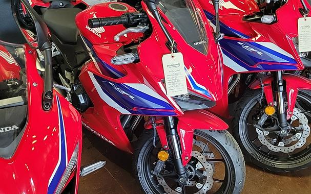 2025 Honda CBR500R ABS