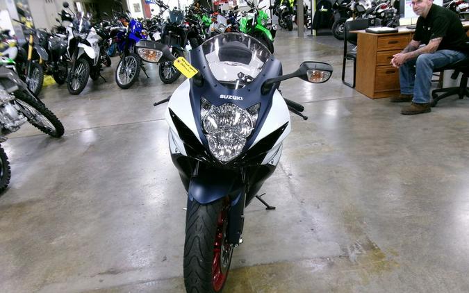 2025 Suzuki GSX-R600