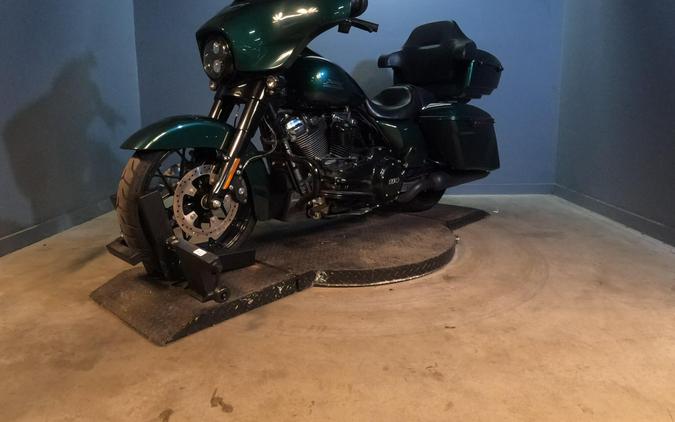 2021 Harley-Davidson Street Glide Special Snake Venom - Black Finish