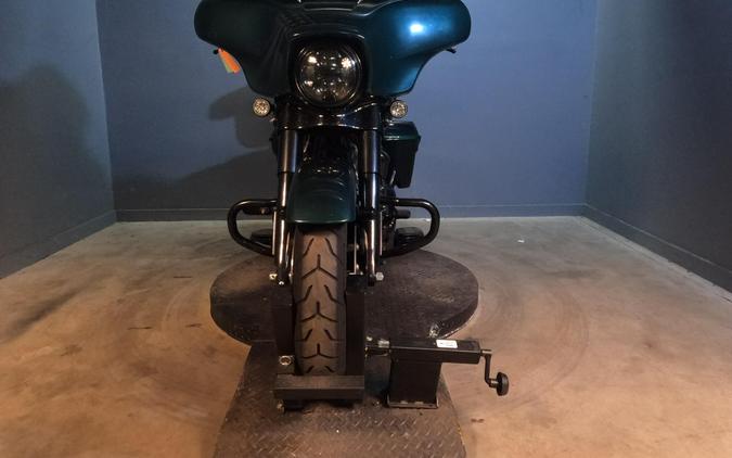 2021 Harley-Davidson Street Glide Special Snake Venom - Black Finish
