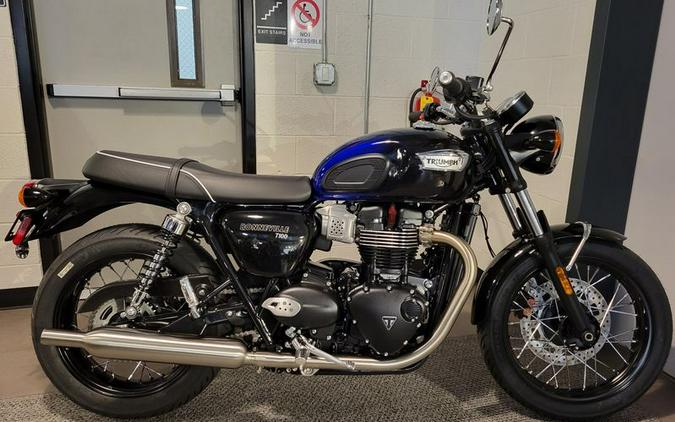 new 2024 Triumph Bonneville T100 Stealth Edition