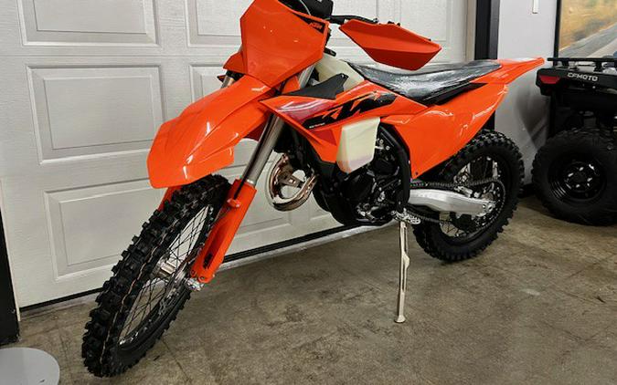 2025 KTM 125 XC