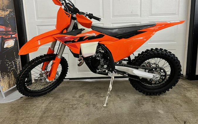 2025 KTM 125 XC