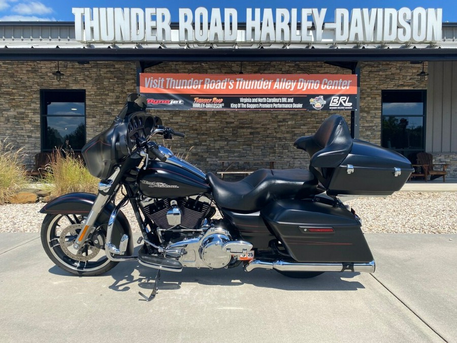 2015 Harley-Davidson Street Glide Special Black Denim & Red Pinstrip