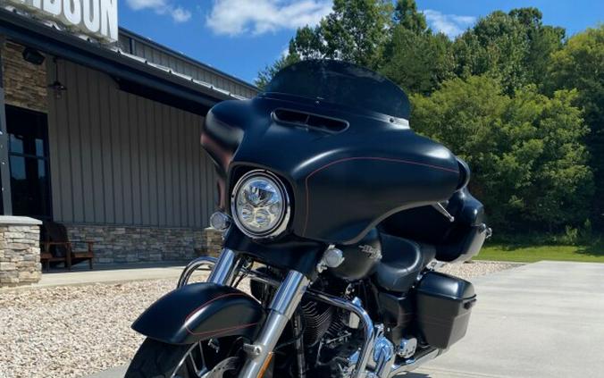 2015 Harley-Davidson Street Glide Special Black Denim & Red Pinstrip