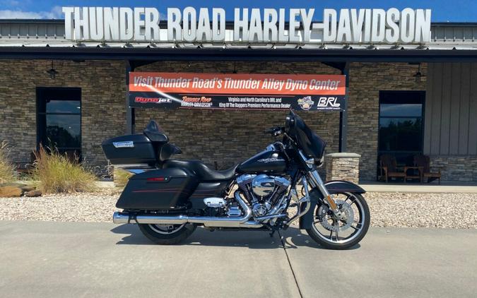 2015 Harley-Davidson Street Glide Special Black Denim & Red Pinstrip