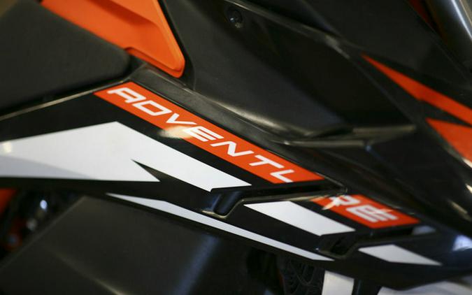 2022 KTM Adventure 890 R