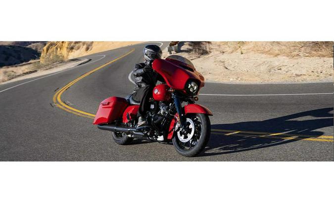 2022 Harley-Davidson® Street Glide® Special Vivid Black (Black Finish)