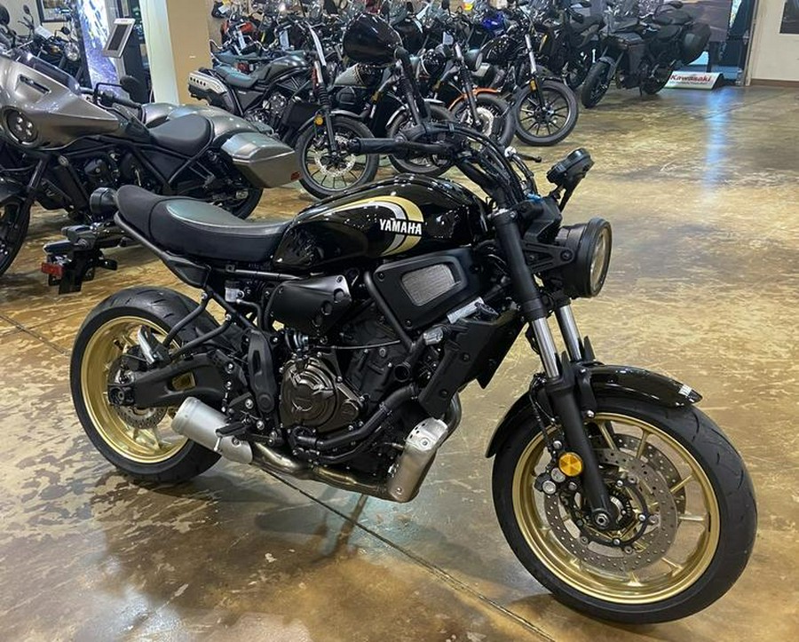 2022 Yamaha XSR700