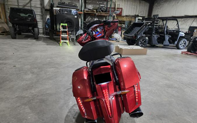 2015 Victory Magnum® Base