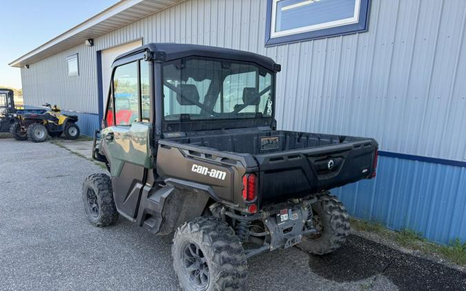 2024 Can-Am Defender DPS CAB HD9