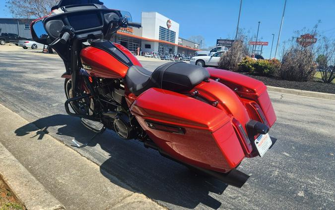 FLHX 2024 Street Glide®