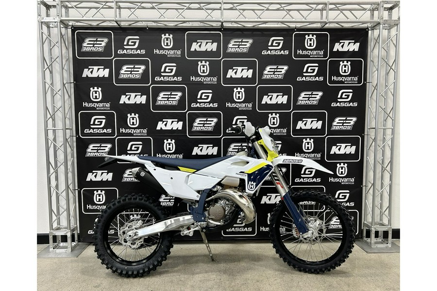 2025 Husqvarna Motorcycles TE 150