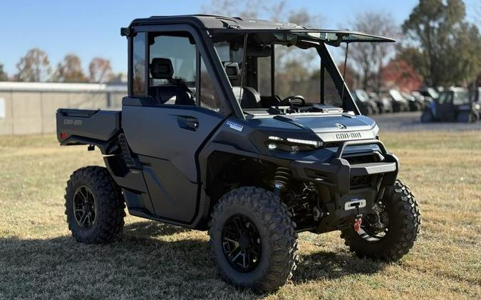 2026 Can-Am® Defender Limited HD11